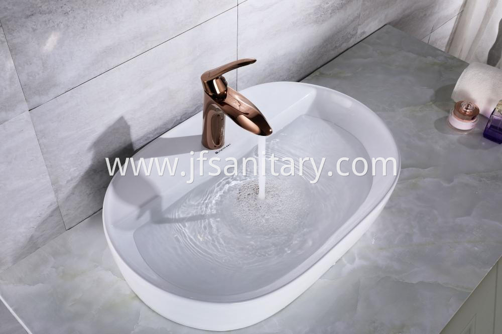 Luxury Brass Unique Design Wash Basin Faucets